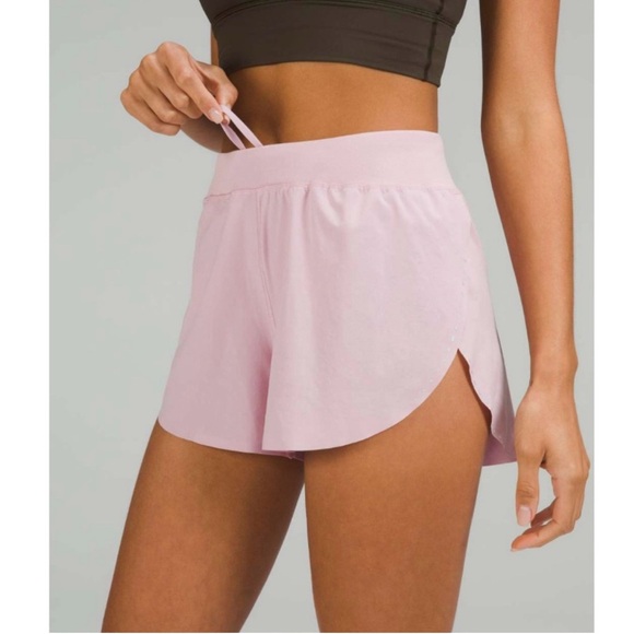 Lululemon Find Your Pace High-Rise Lined Short 3" in
Pink Peony - Picture 2 of 16
